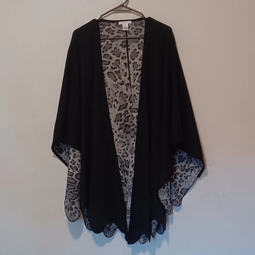 Alberto Makali Black and Gray Leopard Print Poncho‎ Wool Blend SzS/M